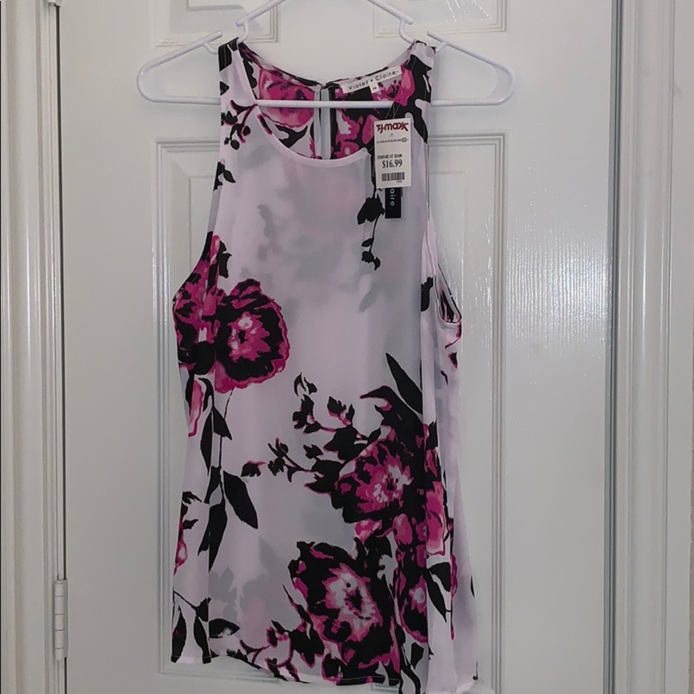 Violet & Claire Sleeveless blouse